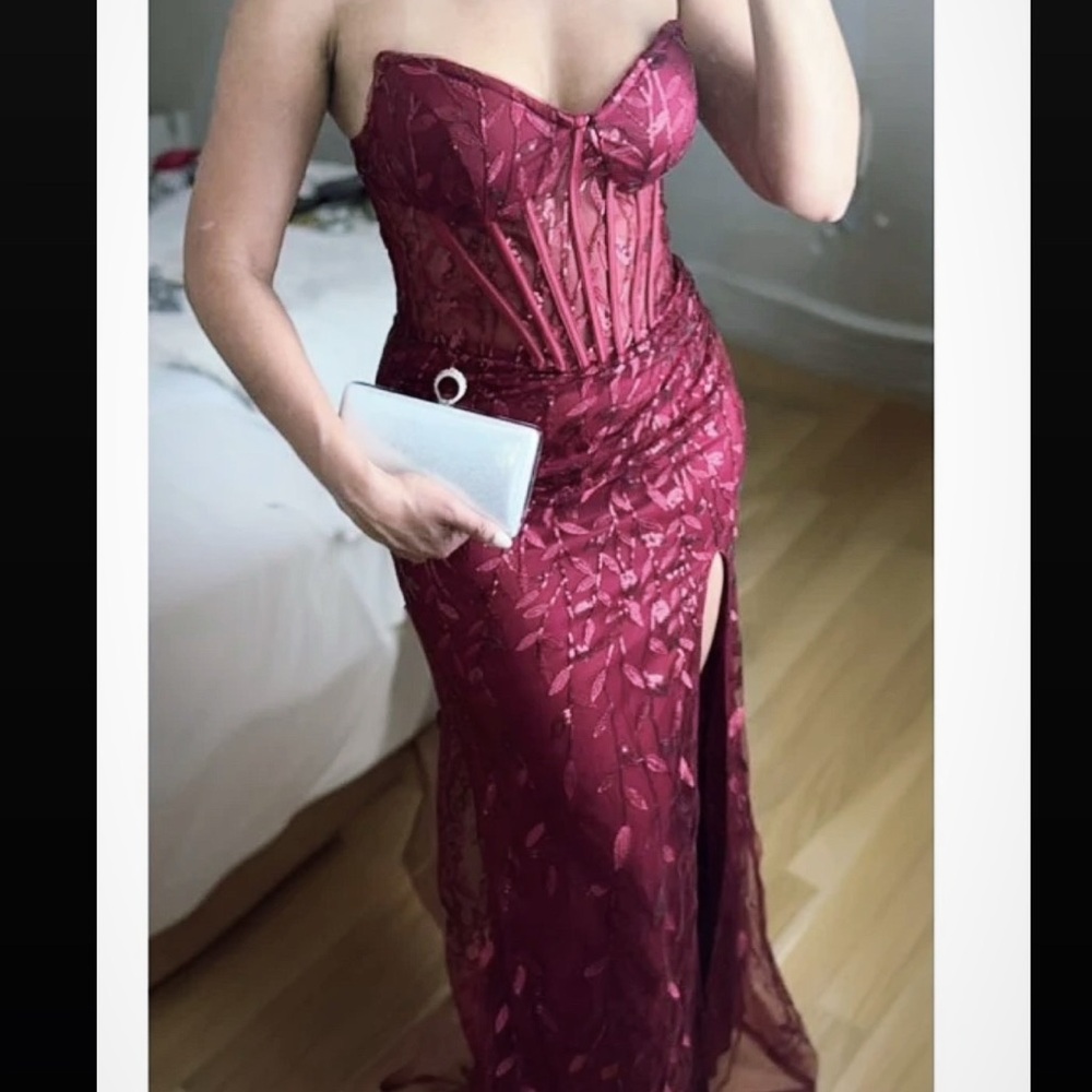 Elegant Burgundy Evening Gown